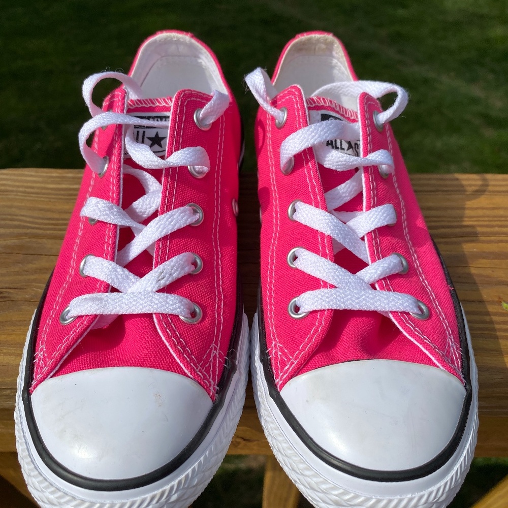 Like New Girls Converse All Star Low Top, Size 2